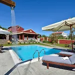 Pavlos & Sofia Harmony - Private Pool