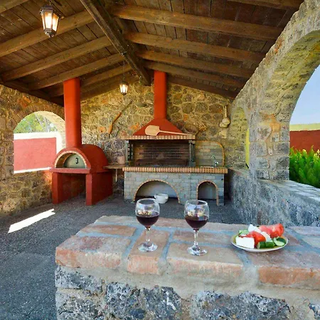 Pavlos Sofia * Halikounas