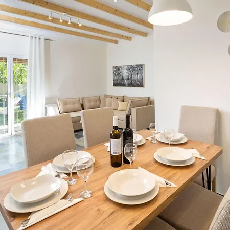 Pavlos & Sofia Harmony With Private Pool * Halikounas