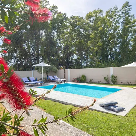 Villa Pavlos & Sofia Harmony With Private Pool *