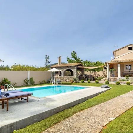 Villa Pavlos & Sofia Harmony With Private Pool *
