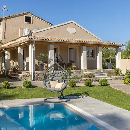 Pavlos & Sofia Harmony With Private Pool * Halikounas