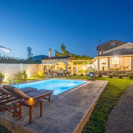 Pavlos & Sofia Harmony With Private Pool *