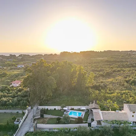 Villa Pavlos & Sofia Harmony With Private Pool *
