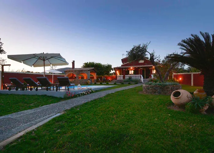 Pavlos Sofia Villa Halikounas